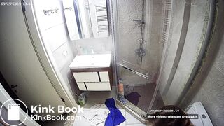 ROZA SEXY POOPING