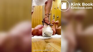 Mistress Filiz shitting in his mouth