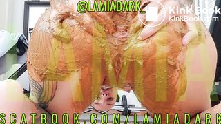Poop at the gym @lamiadark_