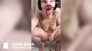 Nasty ugly cunt plays with shit