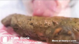 GIRLS LICKING THEIR TURDS 3