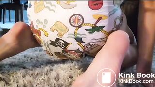 Girl messy diaper - video 2