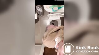 Twitter clip toilet selfie poop