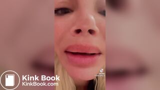 Texan girl toilet selfie