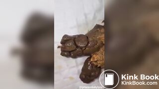 Scat woman 223