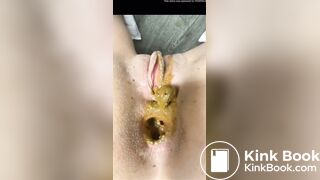 Wet shit sliding down her pussy