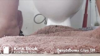 big booty bbw destroying the toilet