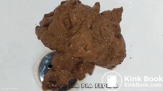 Latina Pooping in the Sink