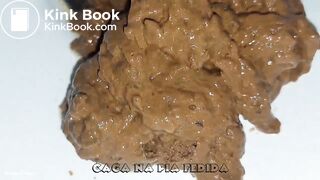 Latina Pooping in the Sink