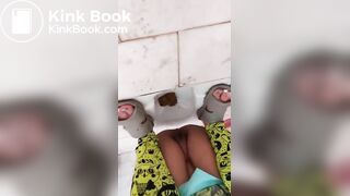 Hot indian shitting scat