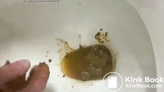 HUGE GERMAN OMA ON THE TOILET POT