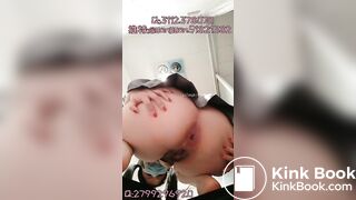 women show her pooping