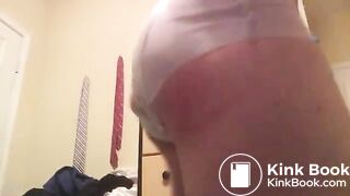 Girl messes her goodnite