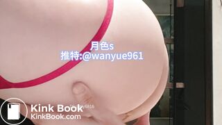 cute gril diarrhea - video 2