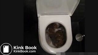 Sexy milf shitting a lot