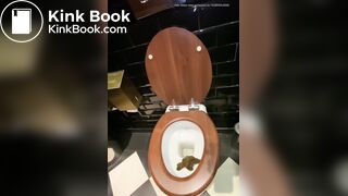 Pretty Woman Pooping - video 27