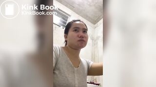 Pinoy Girl Poop Vlog