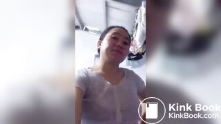 Pinoy Girl Poop Vlog