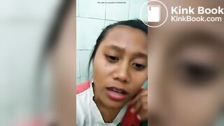 Asian Girl Talk When She Is Pooping