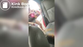 Girl shit herself in the Uber (Short vídeo )