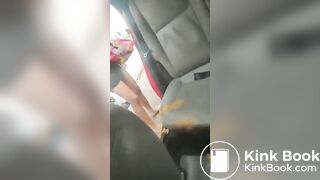 Girl shit herself in the Uber (Short vídeo )