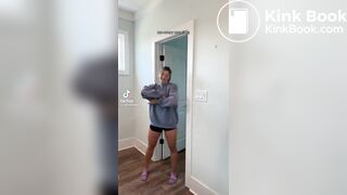 Another workout girl poop