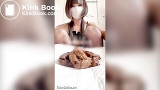 Japanese cute girl pooping selfy 3