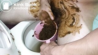 Smear the manure on the penis, masturbate, and ejaculat