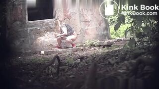 Blondiee poop - video 3