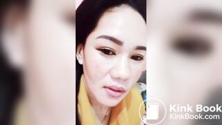 Indonesian Girl Pooping - video 3