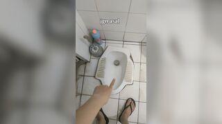 Girl Show Her Poop - video 2