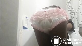 Ebony maid shits herself