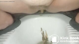 Indonesian BBW girl diarrhea
