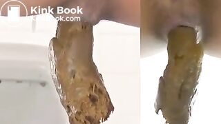 Cute japanese girl pooping and vaginal discharge 3