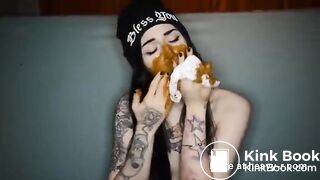 Cutie plays with her shitty panties