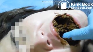 Japanese girl a lot of scat in her mouth