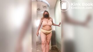 Hot indian bhabhi pooping in bathroom - video 2