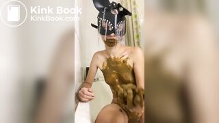 Girl loves so shit, suck and smear