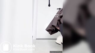 Cute Asian girl Pooping