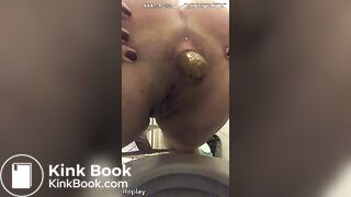 Girl pooping on toilet - video 243