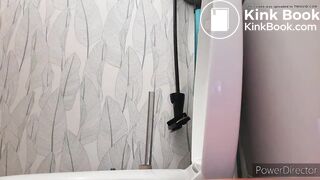 thick girl has diarrhea and explodes on the toilet