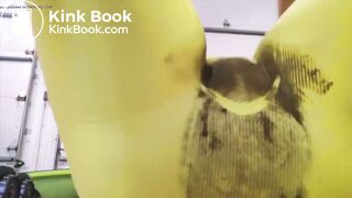 New Alexa panty poops