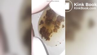 Girl pooping in public bathroom - video 4