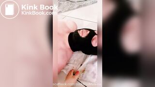 A mistress gives him some shitty nuggets