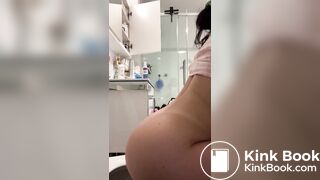 Side poop - video 6