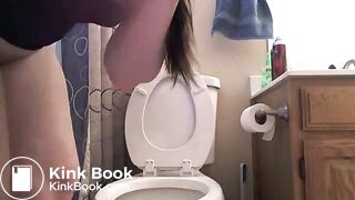 GIRL TOILET POO