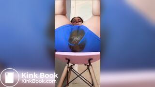 Shit in workout shorts