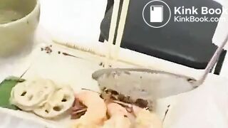 Japanese scat eating - video 20
