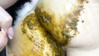 Big wet shit in sexy red xmas clothes