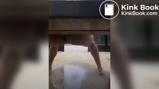 Girl pooping - video 812